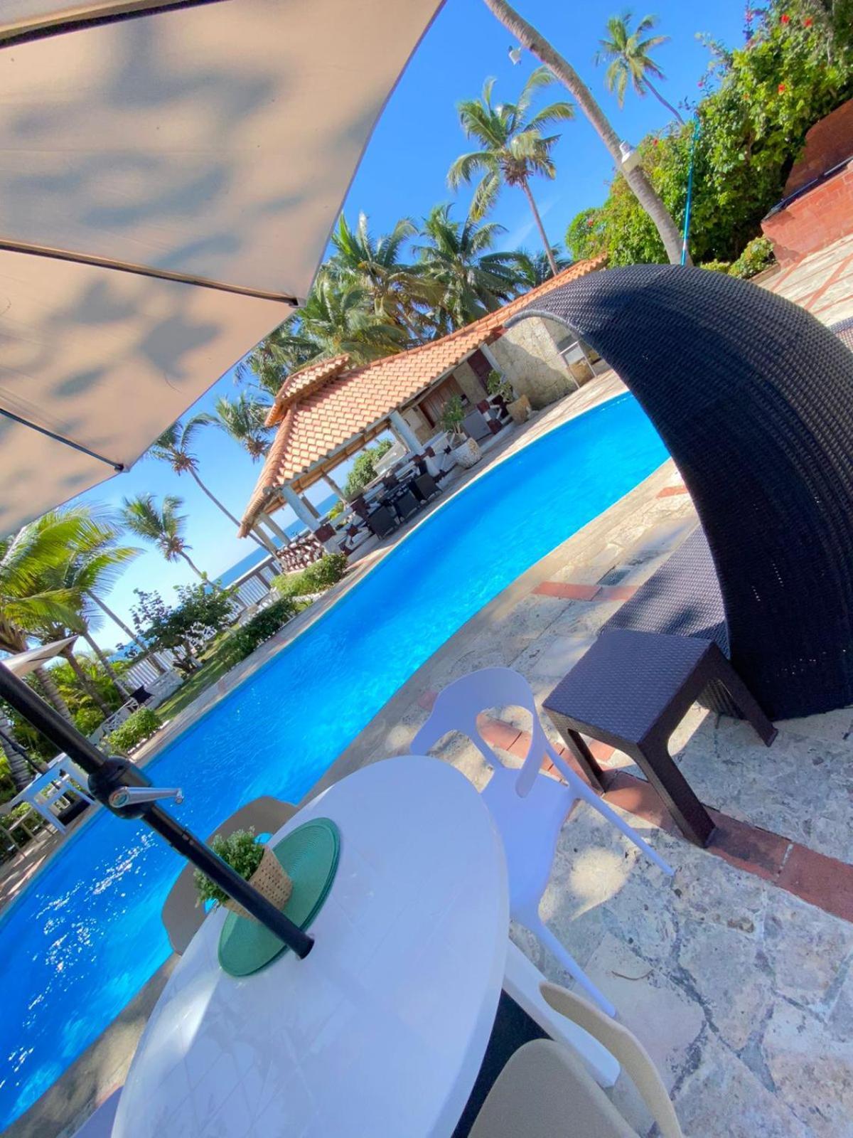 D' Franchesis Hostal ฆวนโดลีโอ ภายนอก รูปภาพ