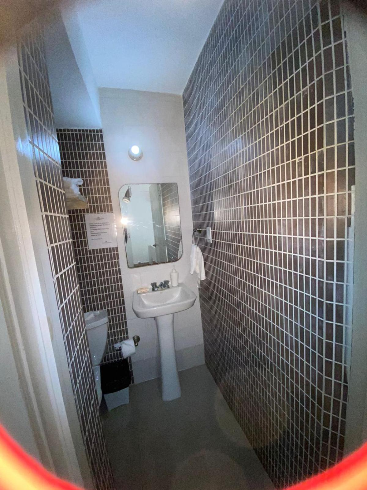 D' Franchesis Hostal ฆวนโดลีโอ ภายนอก รูปภาพ
