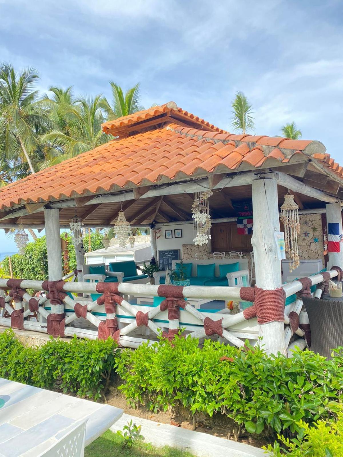 D' Franchesis Hostal ฆวนโดลีโอ ภายนอก รูปภาพ