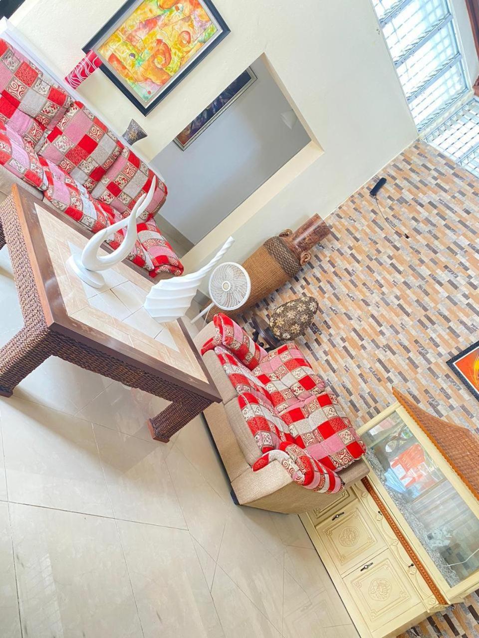 D' Franchesis Hostal ฆวนโดลีโอ ภายนอก รูปภาพ